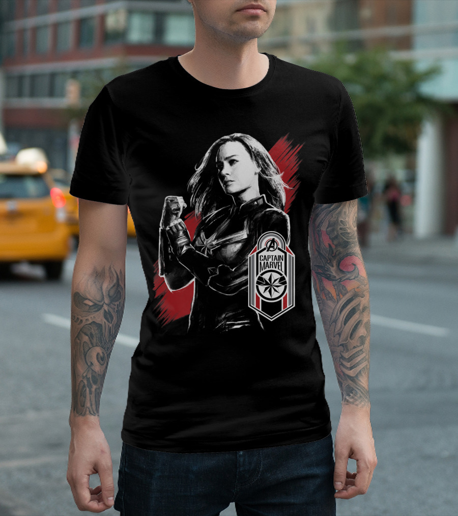 Avengers Endgame Captain Marvel Red and Black Graphic Tag T-Shirt