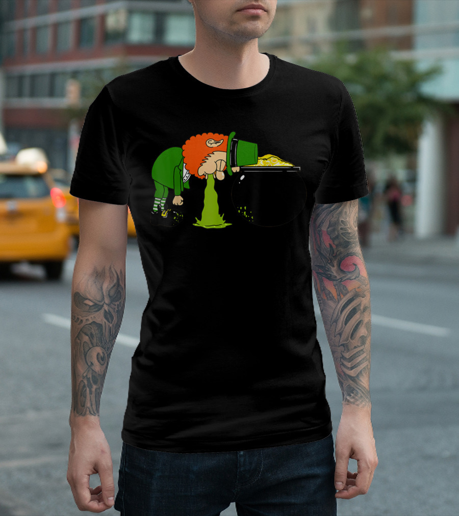 Leprechaun Drunk Puke Throw Up Irish Pot of Gold T-Shirt