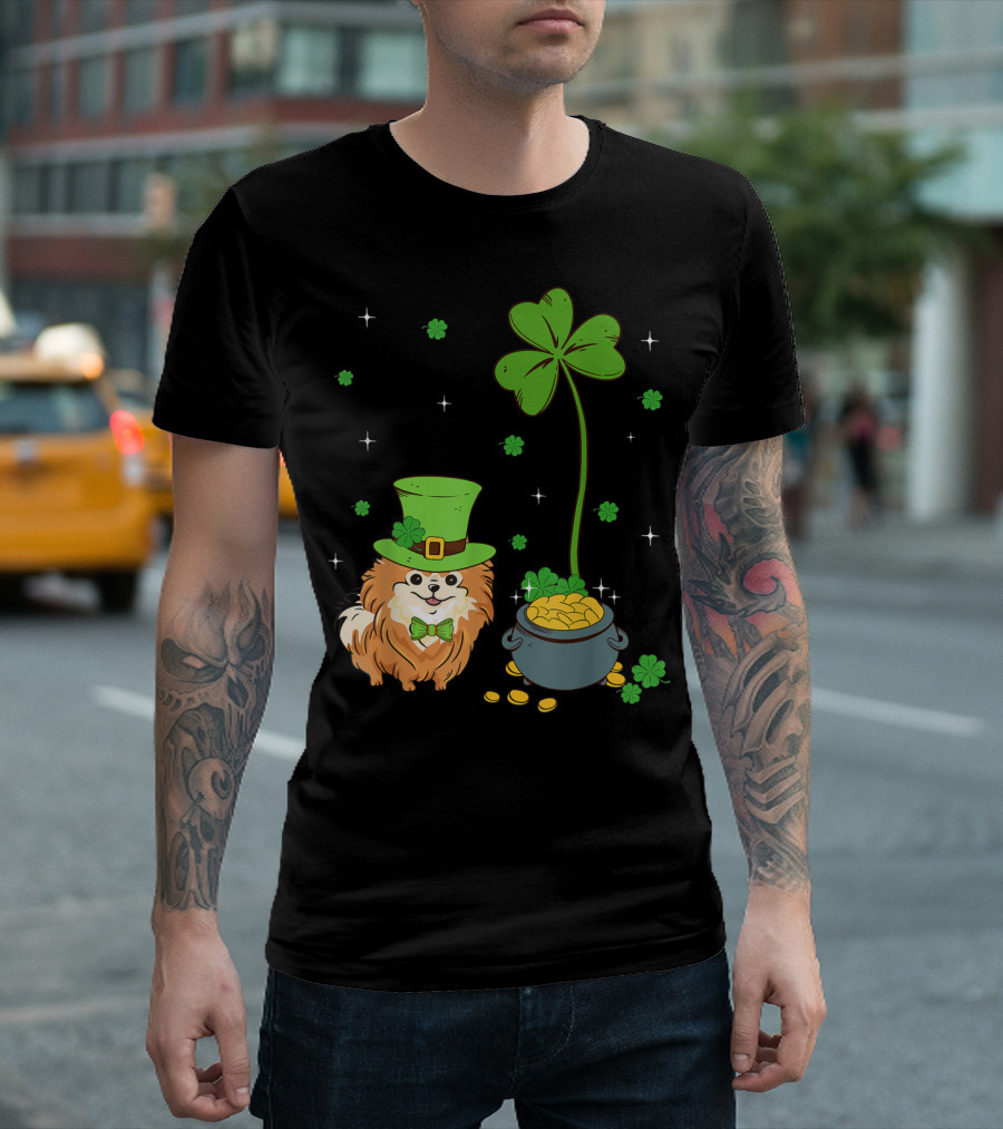 Shamrock Leprechaun Pomeranian St Patrick's Day With Clover And Pot Of Gold T-Shirt