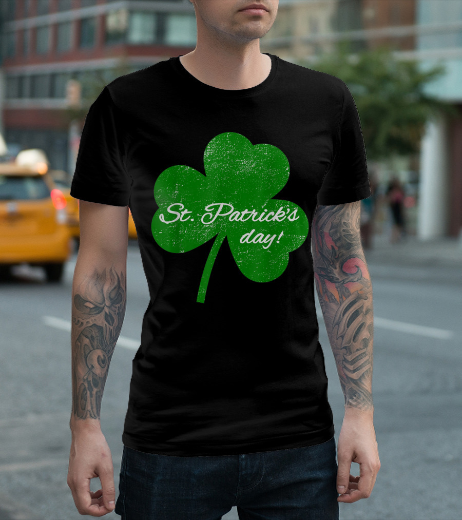 St Patrick's Day Distressed Green Shamrock T-Shirt