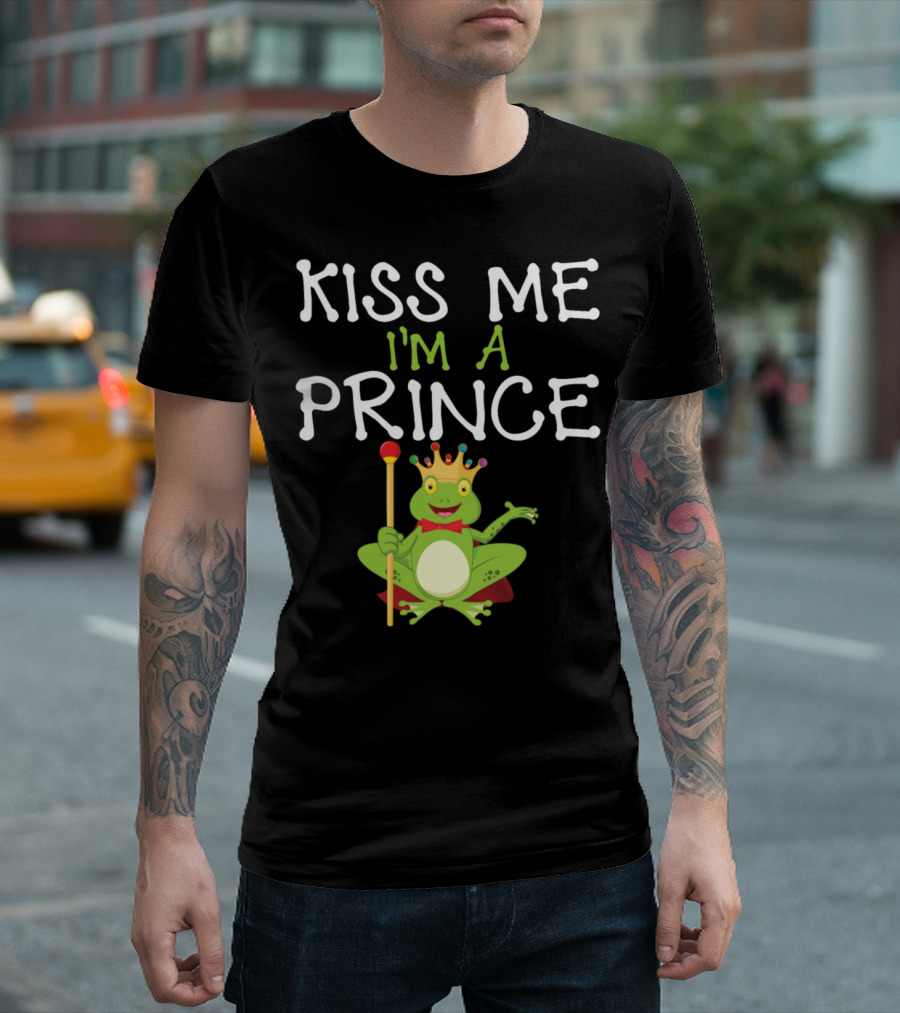 Kiss Me I'm a Prince Frog with Crown and Scepter T-Shirt