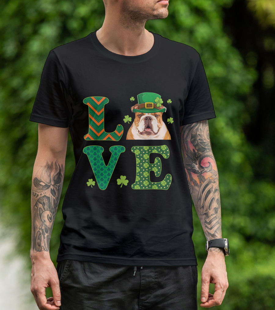 Love My English Bulldog St Patricks Day Clover Hat T-Shirt