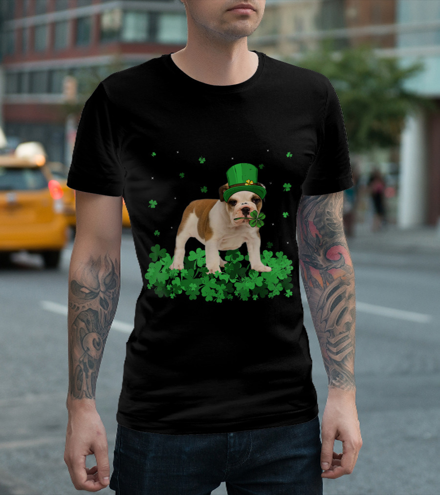 St Patrick's Day Irish Shamrock Bulldog with Hat T-Shirt