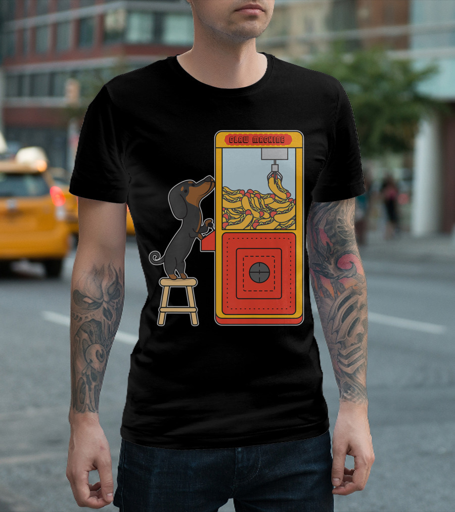 Dachshund Claw Machine Wiener Dog Crane Game T-Shirt