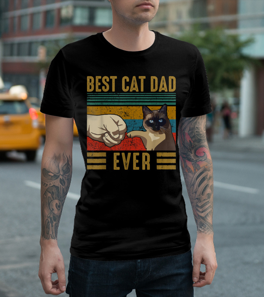 BEST CAT DAD EVER Retro Vintage Fist Bump Cat T-Shirt