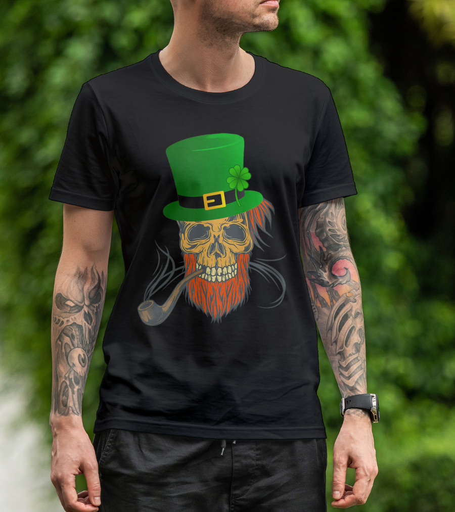 Saint Patrick's Day Skull With Pipe And Green Top Hat T-Shirt