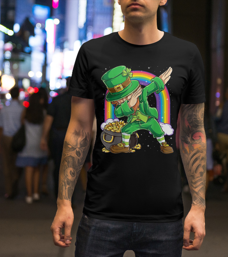 St Patricks Day Dabbing Leprechaun Rainbow Pot Of Gold T-Shirt