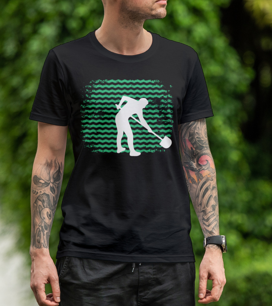 Archaeologist Retro Style Silhouette On Zigzag T-Shirt