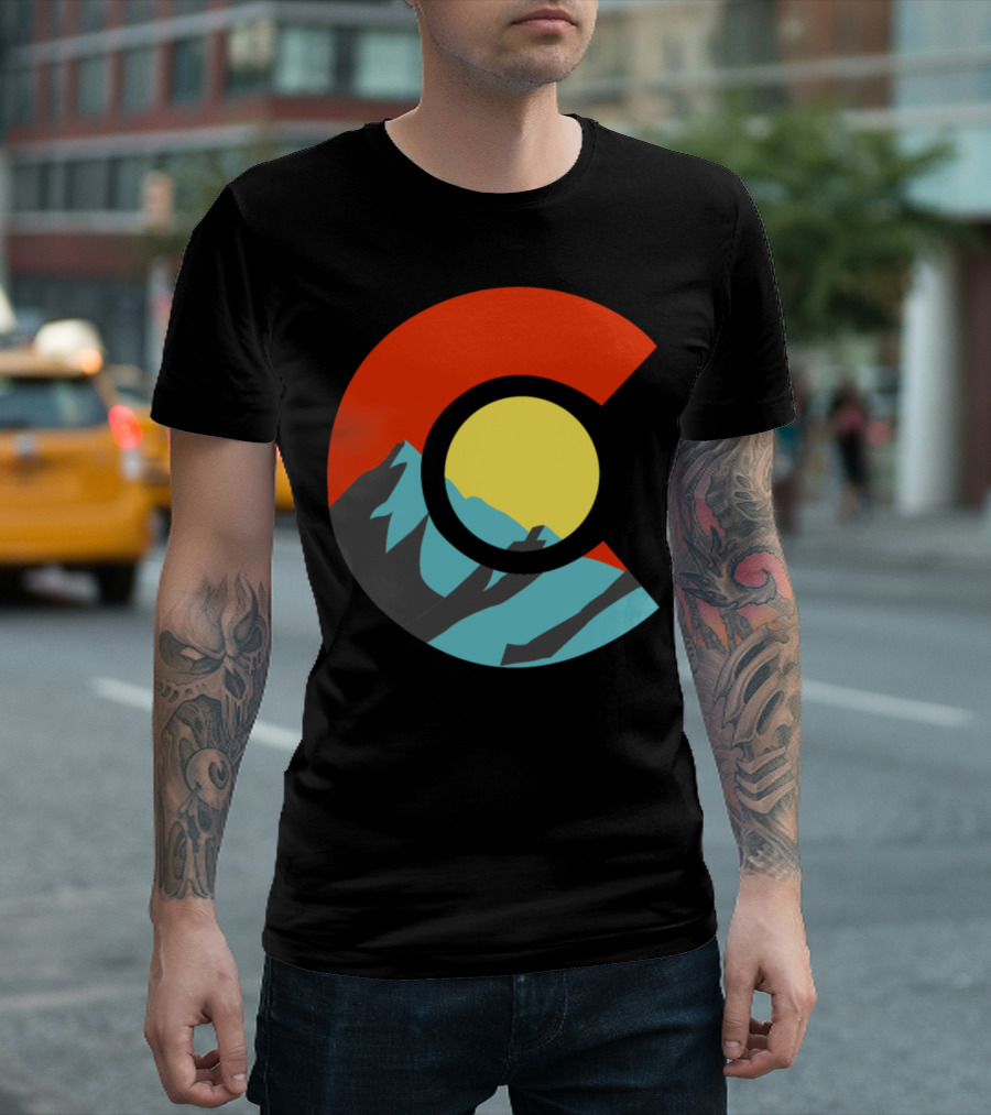 Retro Vintage Colorado Hiking Mountain Sunset Emblem T-Shirt