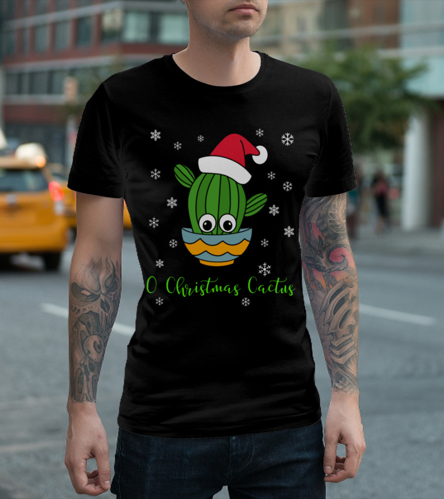 O Christmas Cactus Cactus With A Santa Hat In Snowflakes T-Shirt