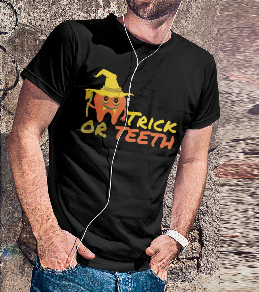 Trick Or Teeth Halloween Tooth With Witch Hat And Brush T-Shirt