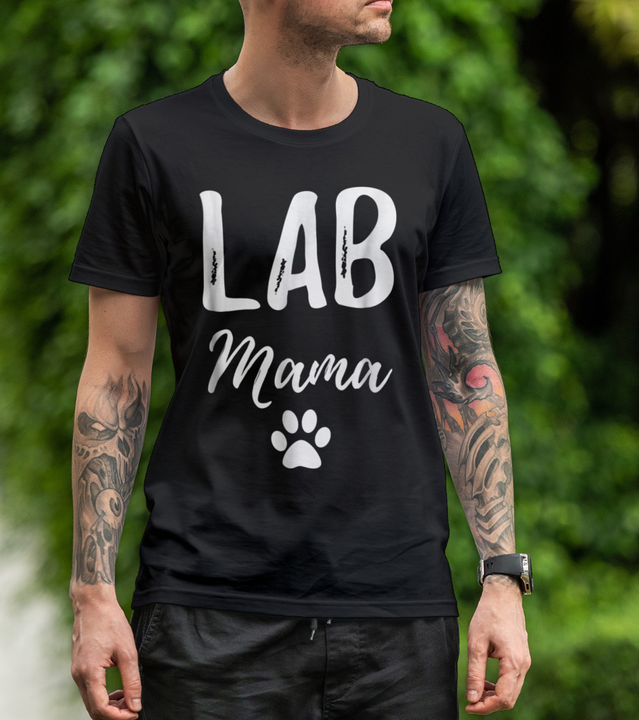 LAB Mama Labrador Paw Prints T-Shirt