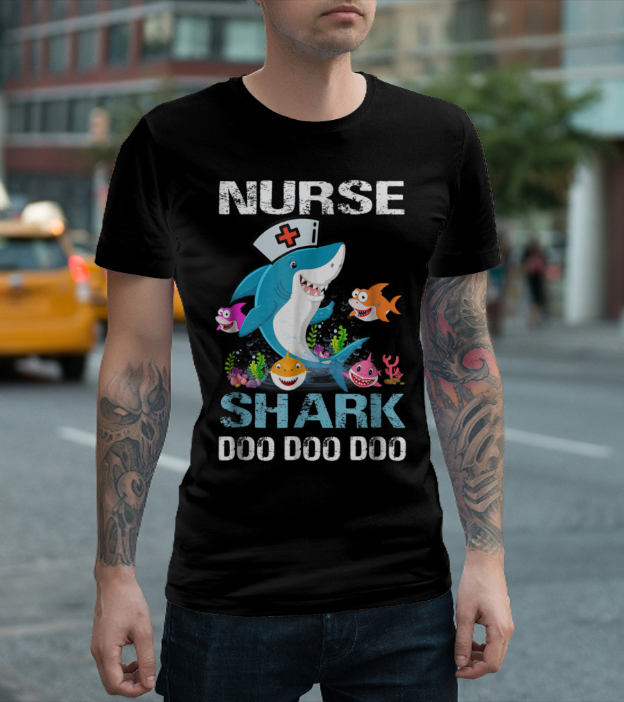 Nurse Shark Doo Doo Doo Funny Cartoon Nurse With Colorful Fish And Plants T-Shirt