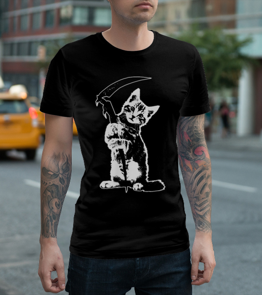 Halloween Reaper Cat With Scythe For Pet Lovers T-Shirt
