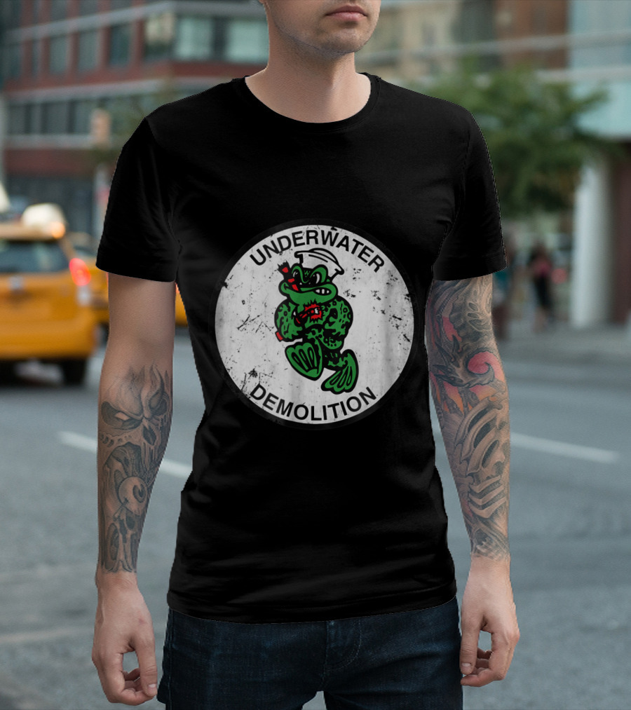 Underwater Demolition Teams Frog Patch Vintage Style Emblem T-Shirt