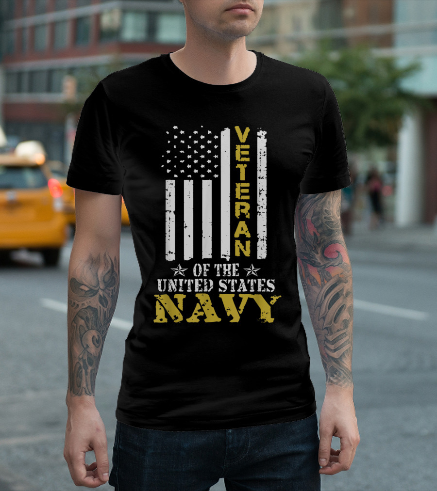 Veteran of the United States Navy US Flag T-Shirt