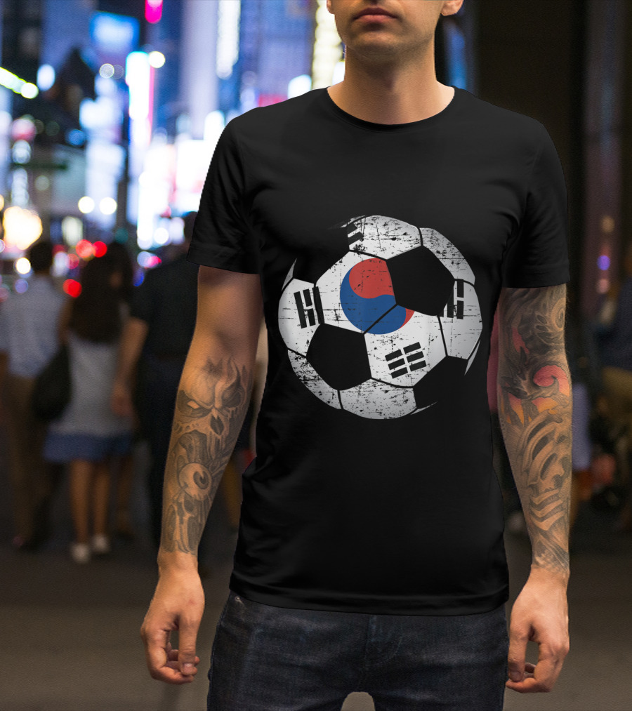 “Distressed South Korea Flag Soccer Ball Design” T-Shirt