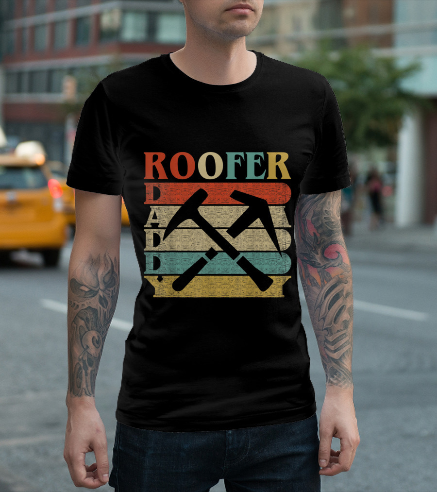 Retro Vintage Daddy Roofer Funny DadFa with Crossed Hammers T-Shirt