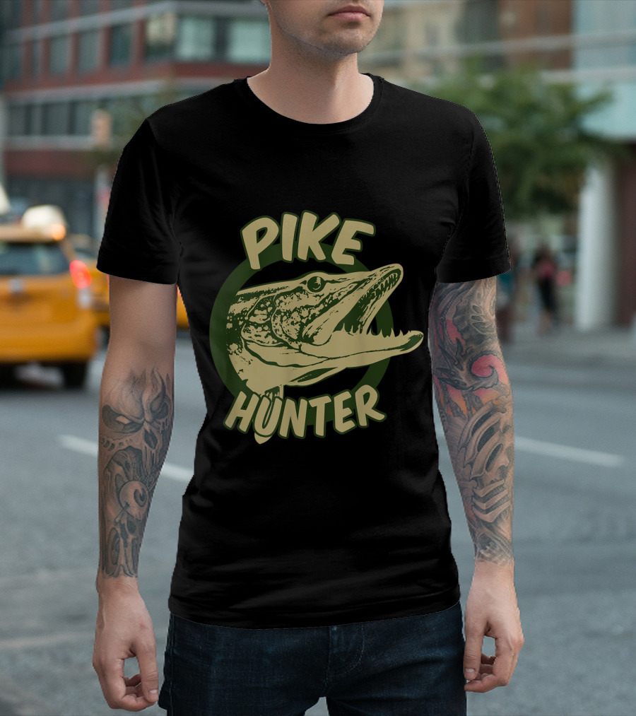Pike Hunter Northern Pike Fish Angler Enthusiast Circle T-Shirt