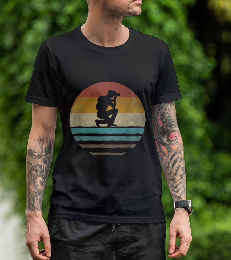Retro Vintage Sunset Photographer T-Shirt