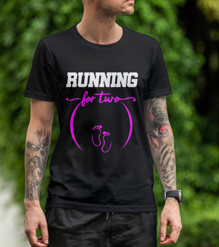 RUNNING FOR TWO Pregnancy Announcement Baby Shower T-Shirt