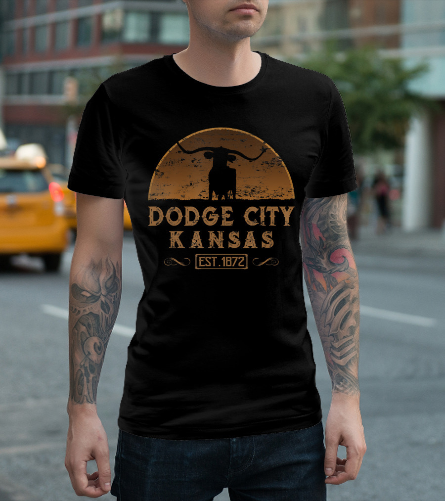 Dodge City Kansas Est. 1872 Wild West Longhorn T-Shirt