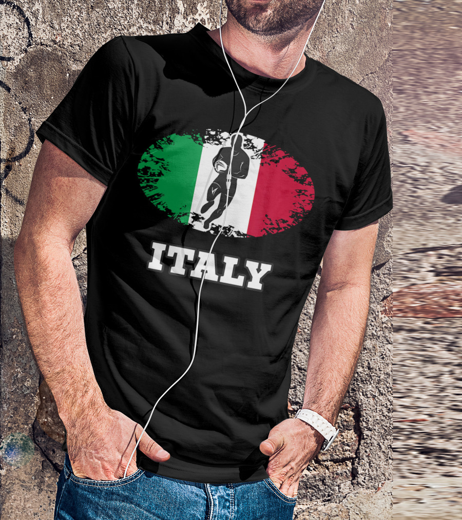 Italy Rugby Passion Icon With Tricolor Flag And Player Graphics T-Shirt