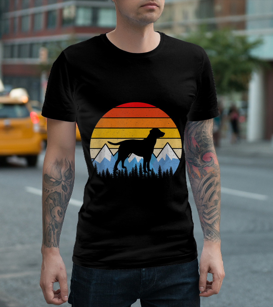 Vintage Dog Labrador Retriever Sunset Mountain Scene T-Shirt