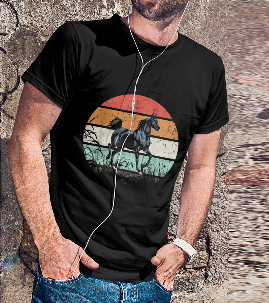 Vintage Horse Sunset Retro Stripes T-Shirt