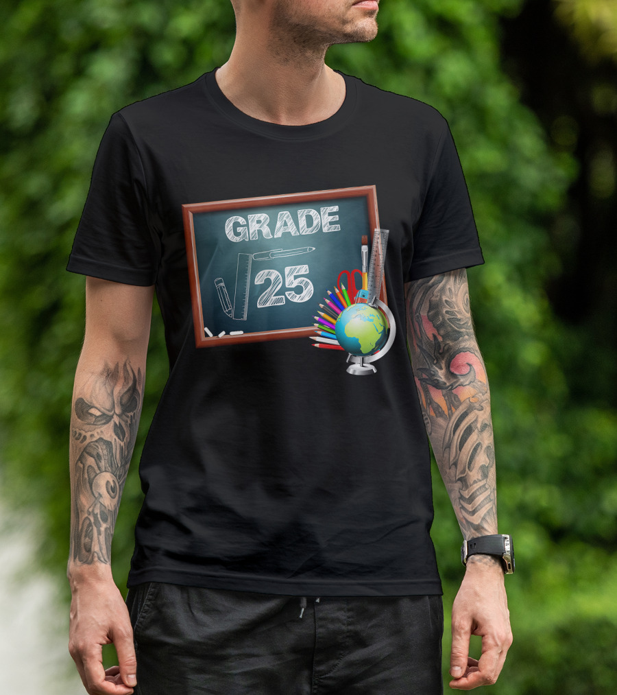 5th Grade Math Square Root Of 25 Globe Pencils Ruler Chalkboard T-Shirt