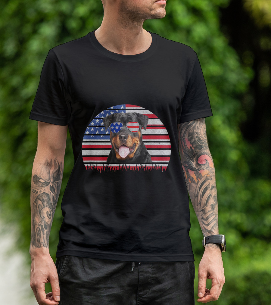 Rottweiler Wearing American Flag Sunglasses With Vintage US Flag Background T-Shirt