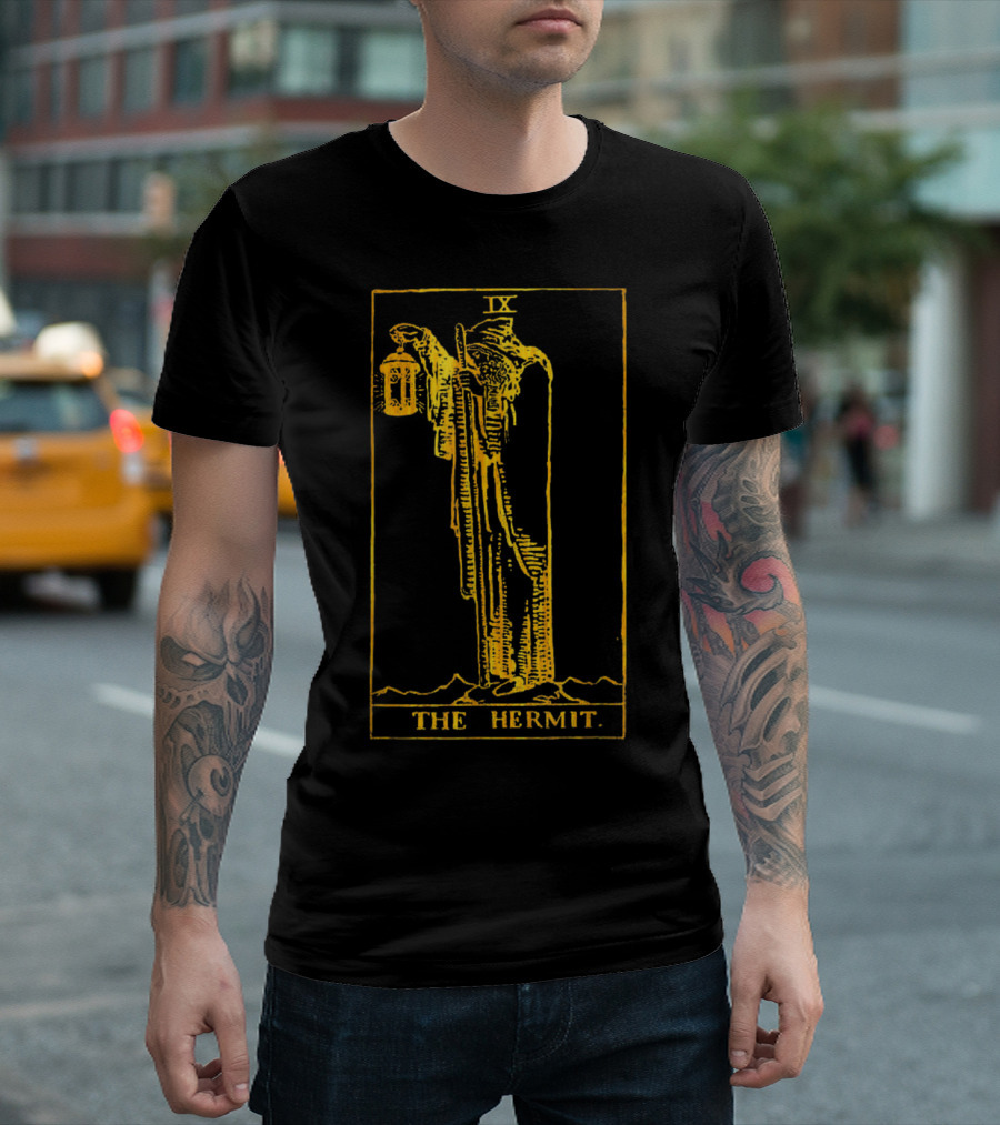 The Hermit IX Tarot Card Gold T-Shirt