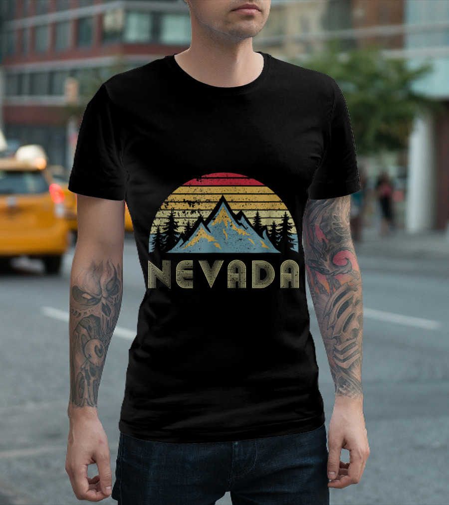 Nevada Vintage Mountains Retro Nature Sunset T-Shirt