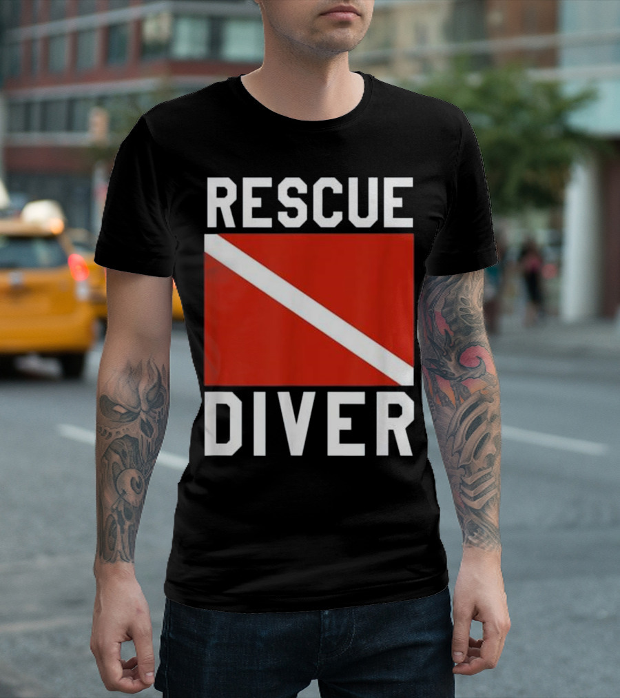 Rescue Diver Scuba Diving Flag Emblem T-Shirt