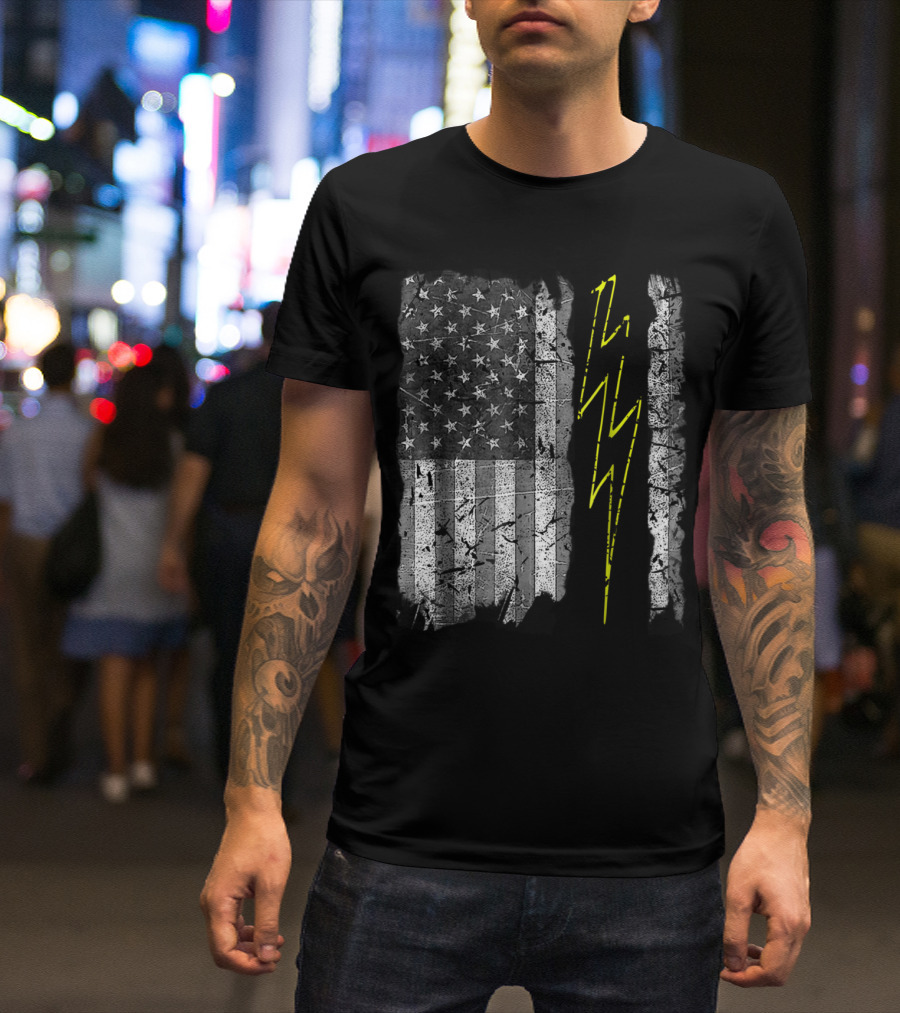 Vintage US Flag With Electric Bolt Sparky Electrician T-Shirt