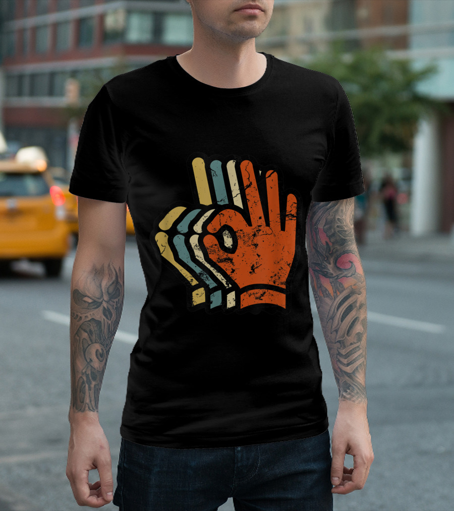 Scuba Diving Is Life Open Water Diver Retro OK Hand Signal T-Shirt
