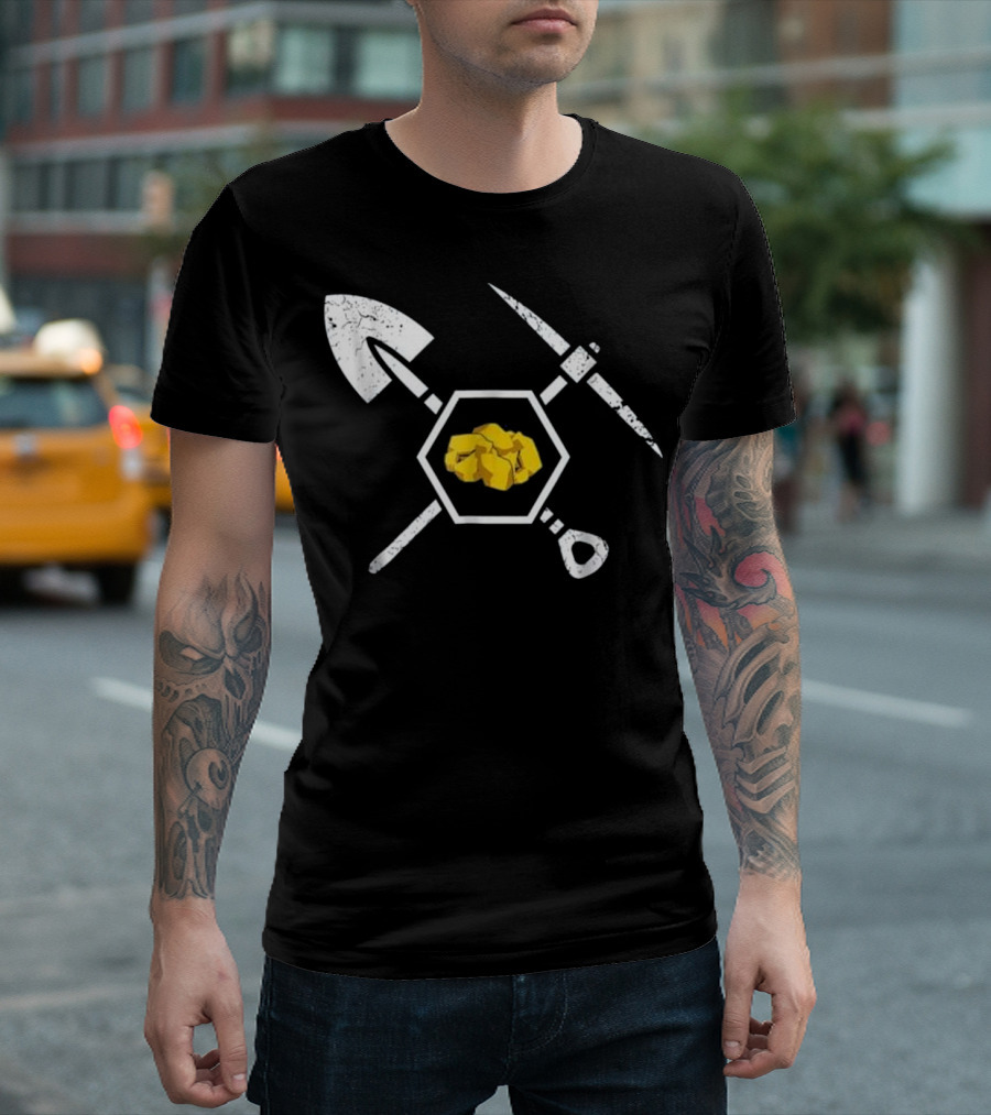 Gold Miner Prospecting Treasure Hunting Shovel and Pickaxe Emblem T-Shirt