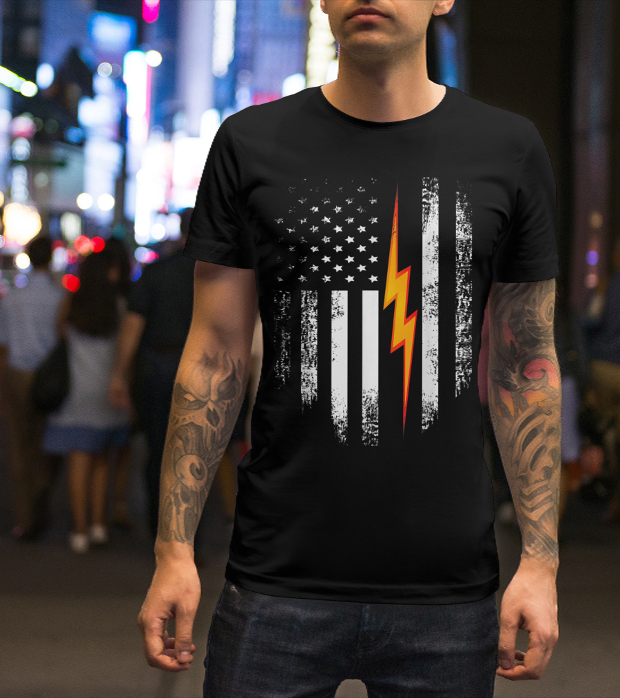 Vintage USA Flag With Electric Lightning Bolt T-Shirt