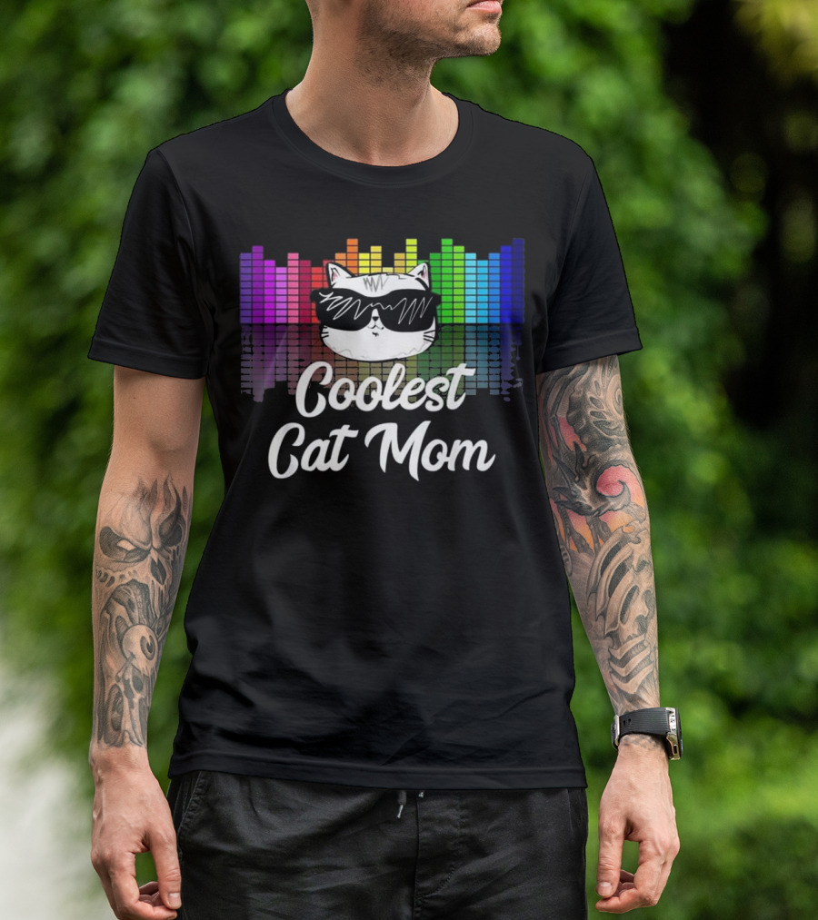 Coolest Cat Mom With Rainbow Equalizer Sunglasses T-Shirt