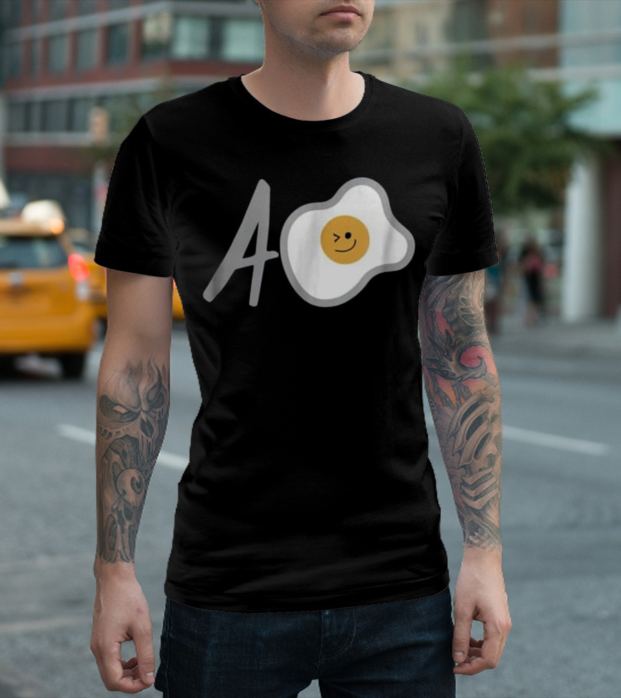 A Winking Egg Smiley Face Pun Latin T-Shirt