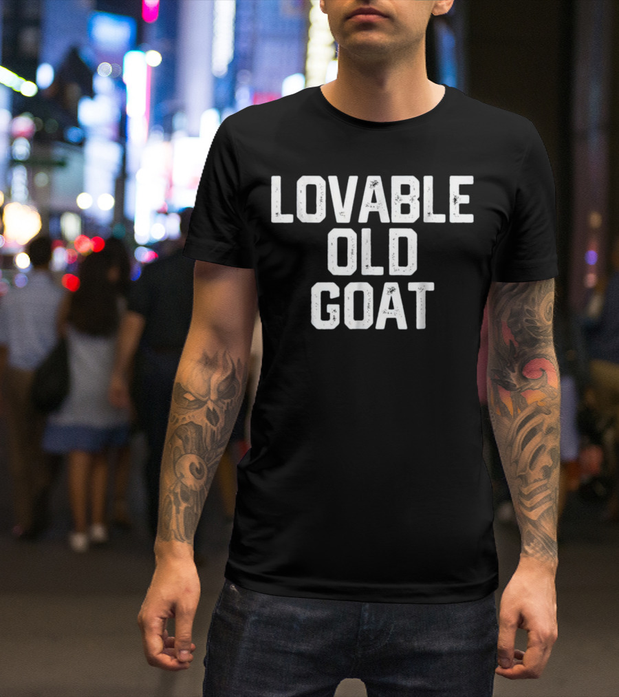 Lovable Old Goat Mens Christmas Funny T-Shirt