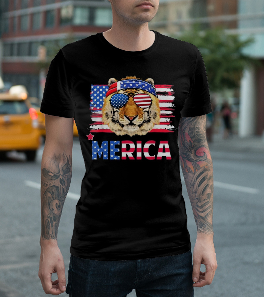 Funny Hanging With Tiger American Flag Merica T-Shirt
