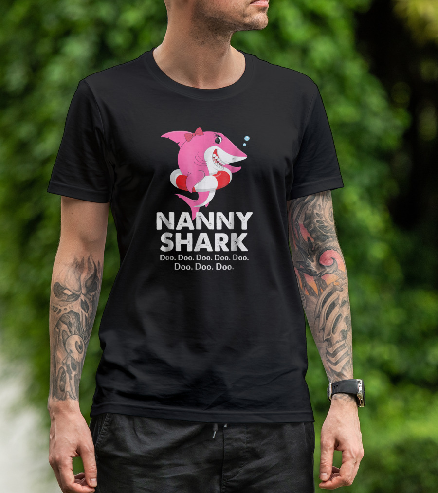 Nanny Shark Doo Doo Doo Grandma Family Shark Ha T-Shirt