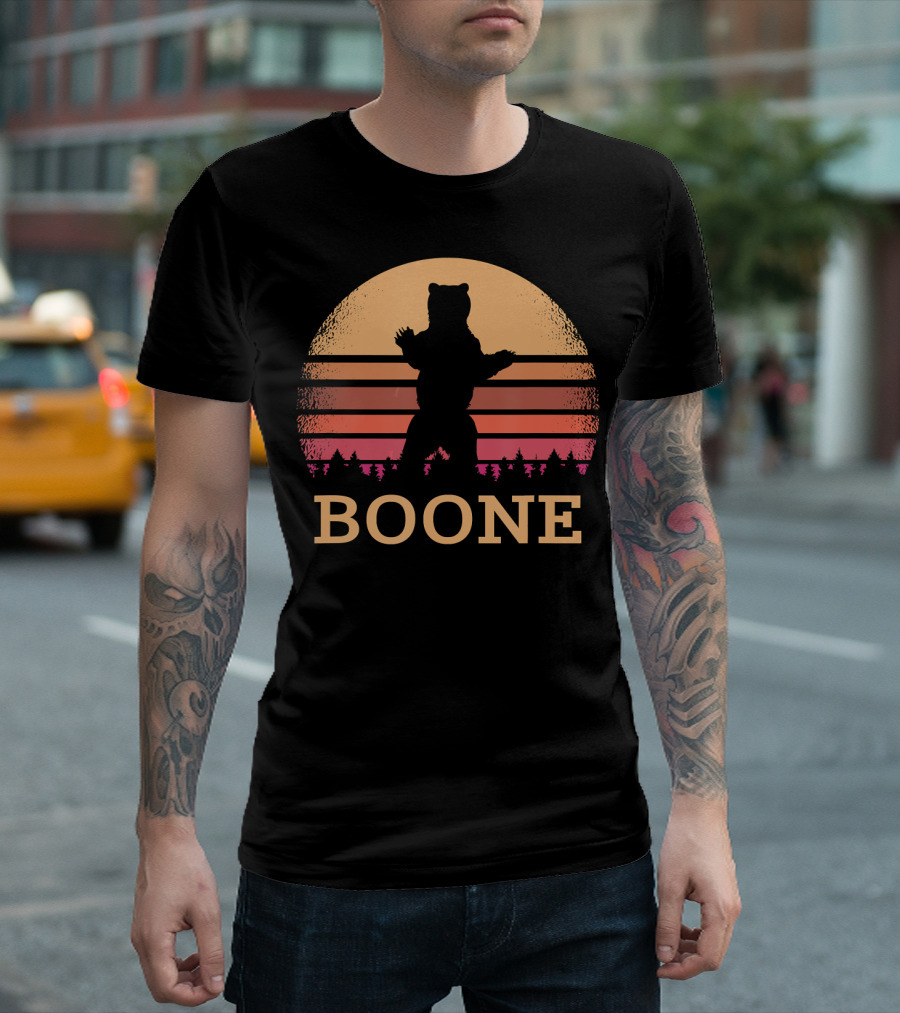 Boone North Carolina Vintage NC Bear Silhouette Distressed 80s Style Sunset T-Shirt