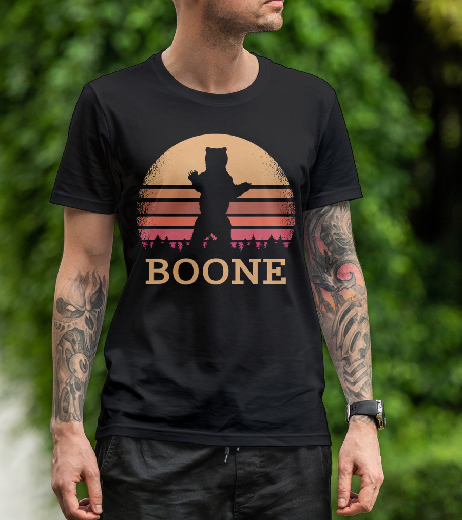 Boone North Carolina Vintage NC Bear Silhouette Distressed 80s Style Sunset T-Shirt