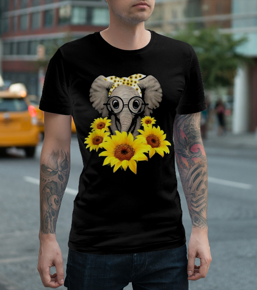 Elephant Sunflower Cute Elephant Love Glasses Yellow Sunflowers T-Shirt