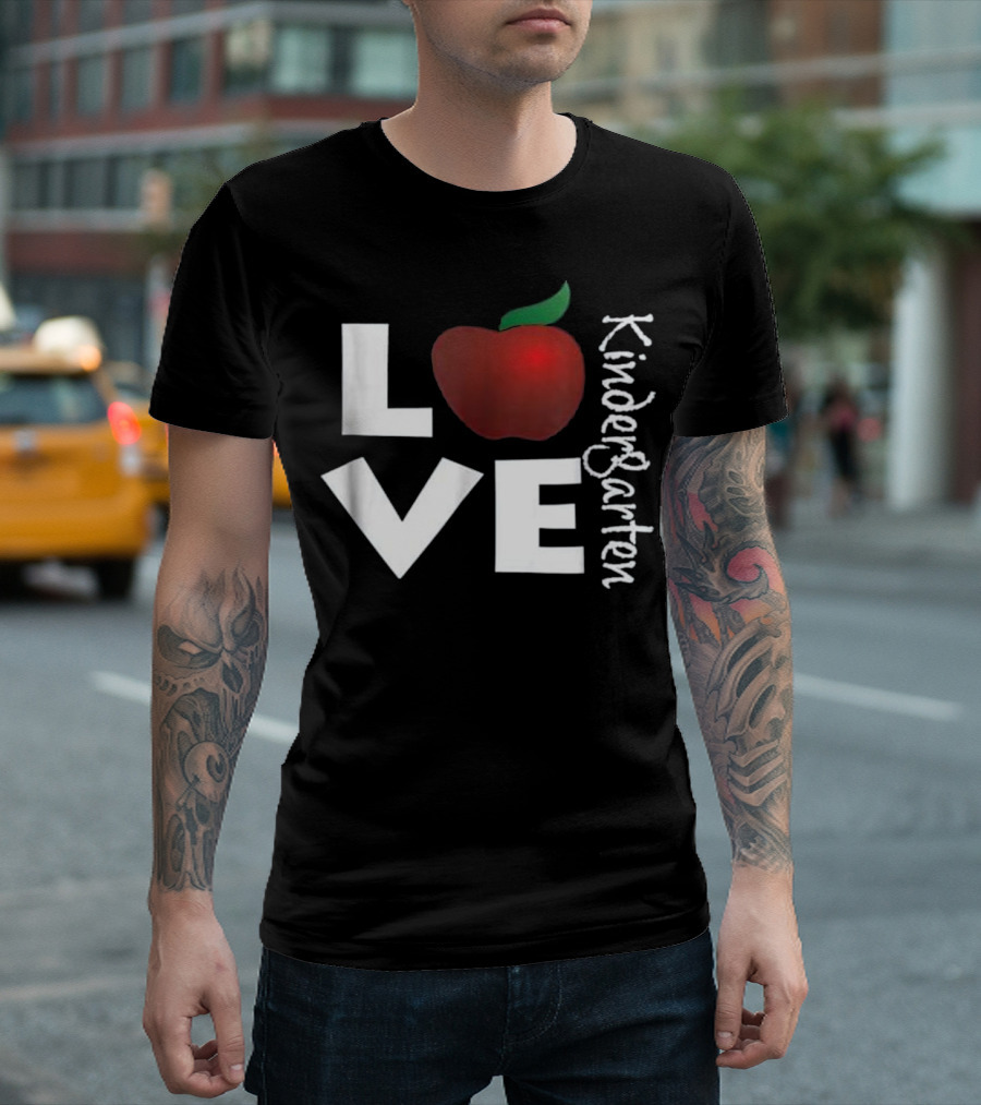 Love Kindergarten Apple Theme Teacher Appreciation T-Shirt