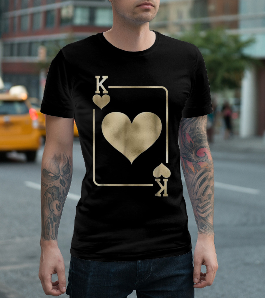 King of Hearts Playing Card K Hearts Gold Hallowe T-Shirt