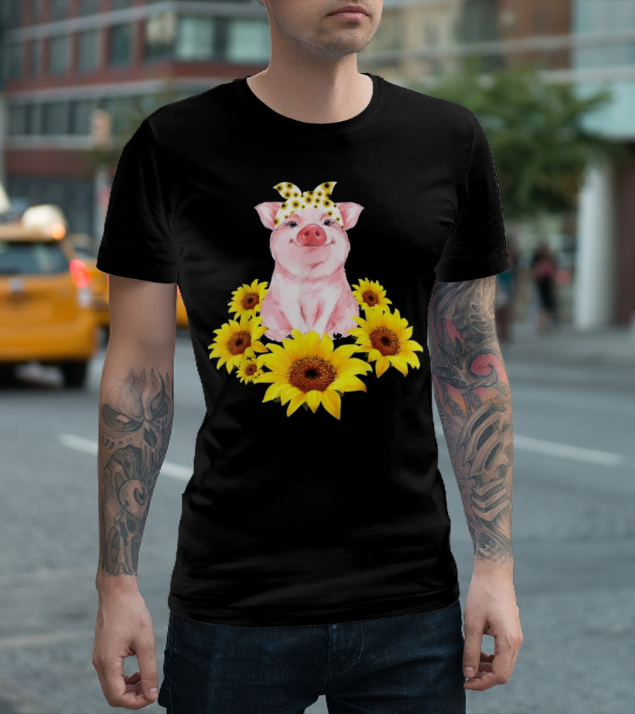 Cute Sunflower Adorned Piggy With Polka Dot Banda Surrounded by Sunflowers T-Shirt