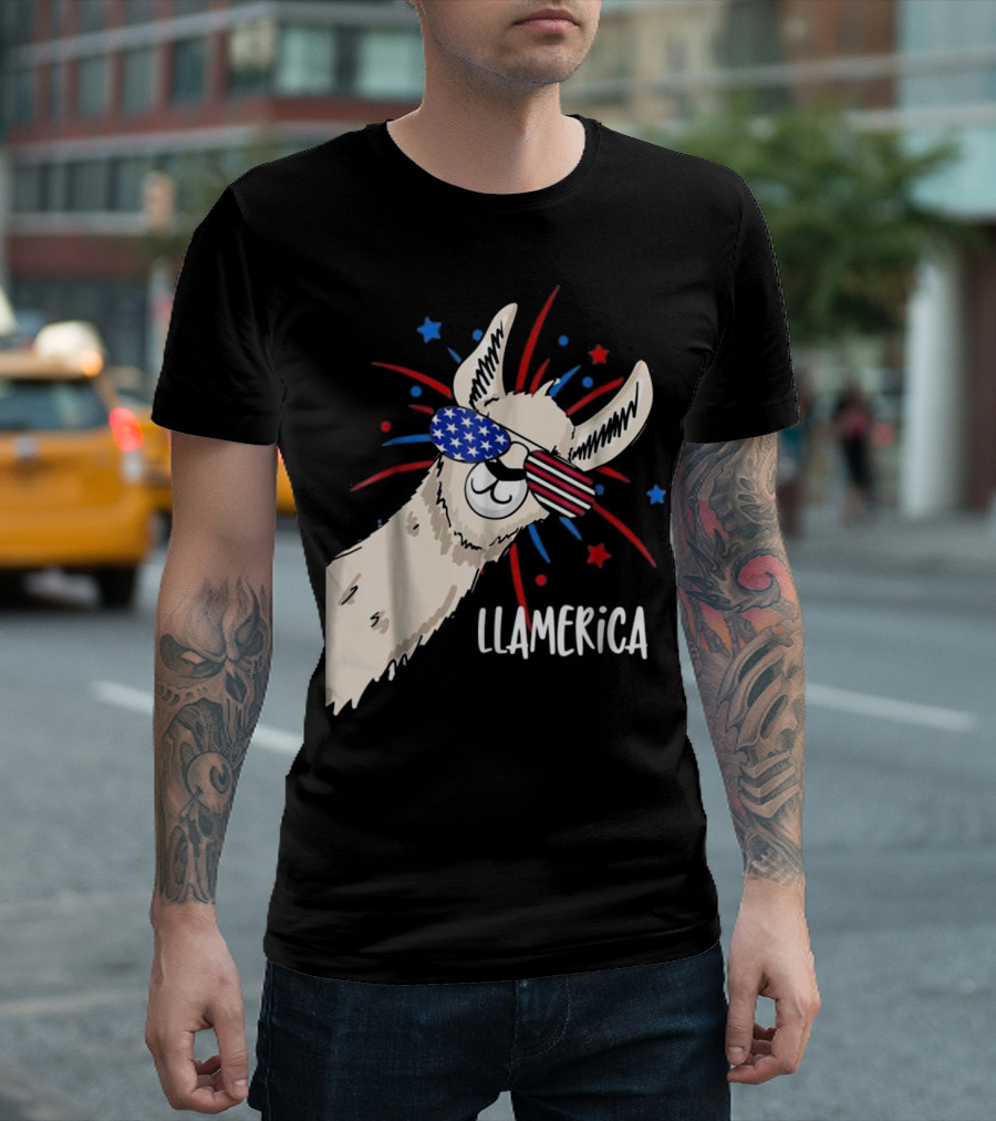LLAmerica Funny Patriotic Llama Party With American Flag Sunglasses T-Shirt